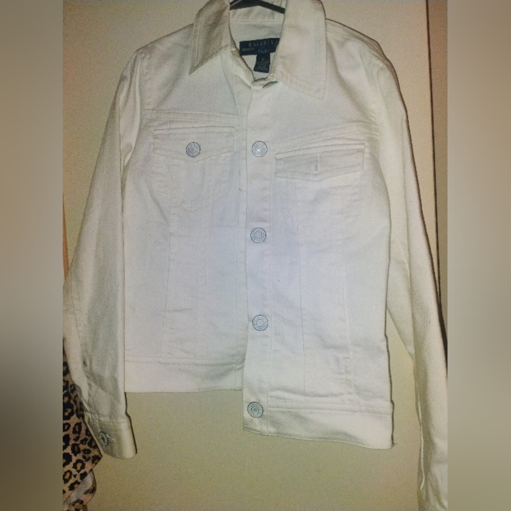 WHITE JEAN JACKET